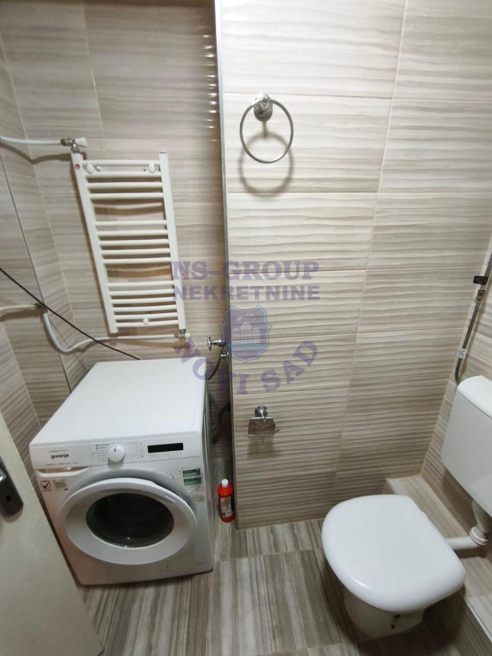 Slika 7 - Jednoiposoban, 47m2, Liman 4 Novi Sad, sa terasom, ima lift