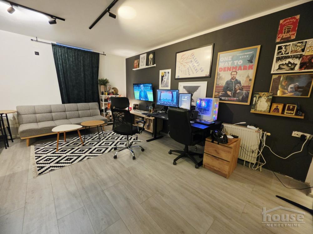 Slika 1 - Stan,NOVI SAD,PODBARA,kv: 37.00, € 80000, ID: 1066028