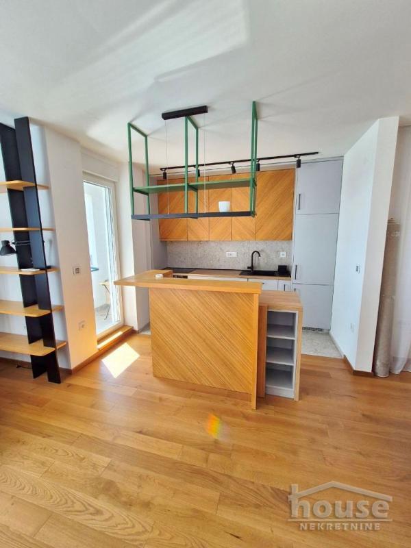 Slika 6 - Stan,NOVI SAD,BULEVAR EVROPE,kv: 78.00, € 270000, ID: 1065741