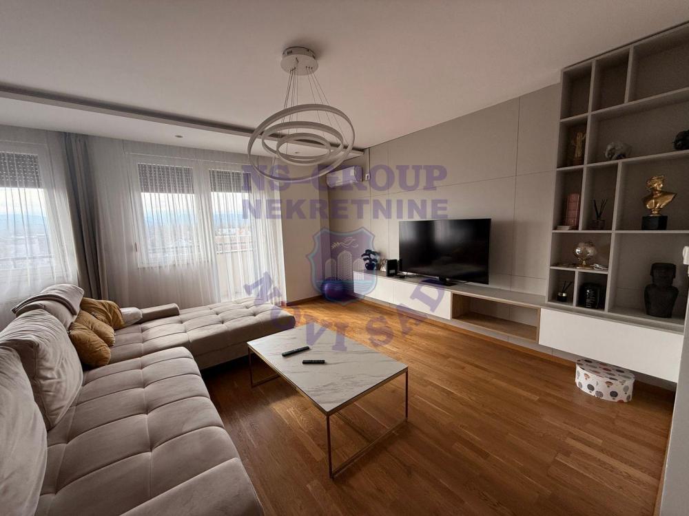 Slika 2 - Trosoban, 85m2, Bulevar patrijarha Pavla (Somborski bulevar) Novi Sad, sa terasom, ima lift