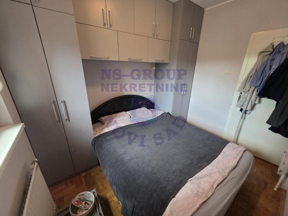 Slika 6 - Trosoban, Bulevar patrijarha Pavla (Somborski bulevar) Novi Sad, sa terasom, ima lift