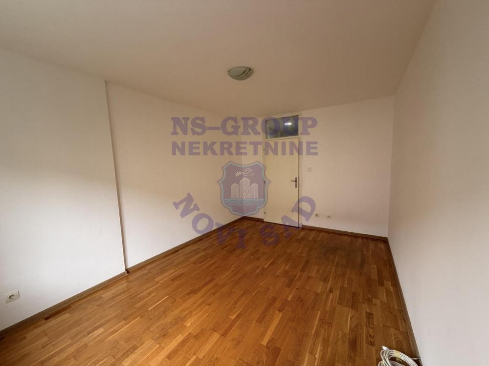 Slika 0 - Dvosoban, 52m2, Nova Detelinara Novi Sad, sa terasom, ima lift