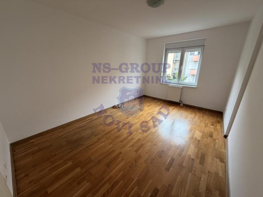 Slika 1 - Dvosoban, 52m2, Nova Detelinara Novi Sad, sa terasom, ima lift
