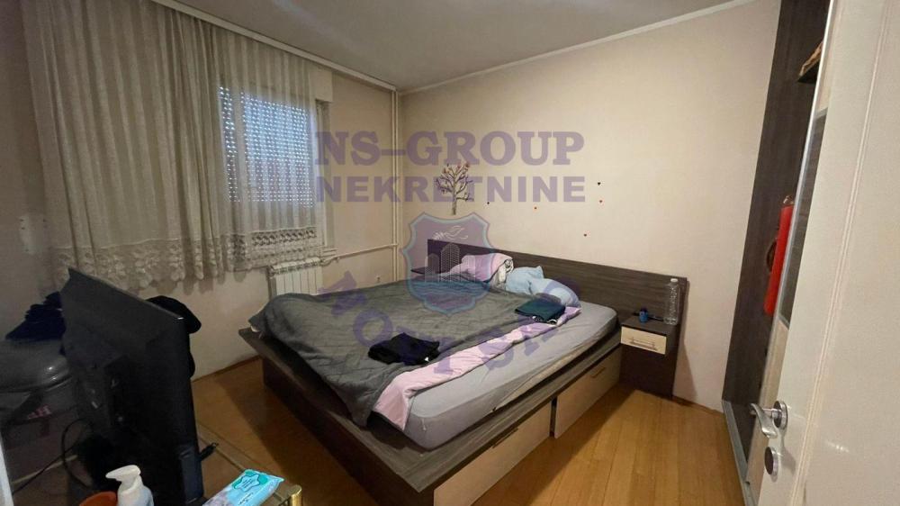 Slika 5 - Dvosoban, 53m2, Bulevar oslobođenja Novi Sad, sa terasom, ima lift