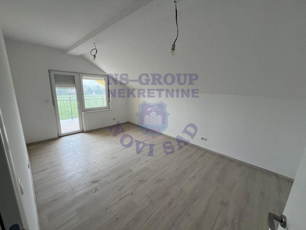 Slika 1 - Trosoban, 83m2, Sremska Kamenica Novi Sad, sa terasom, sa parkingom