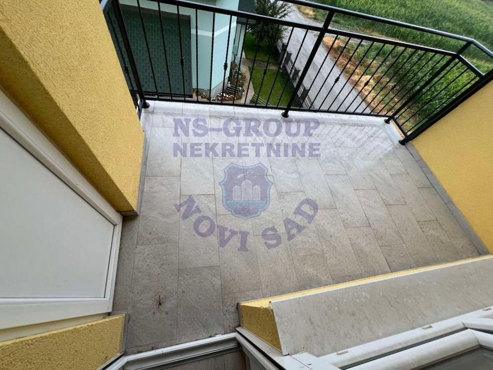 Slika 4 - Trosoban, 83m2, Sremska Kamenica Novi Sad, sa terasom, sa parkingom