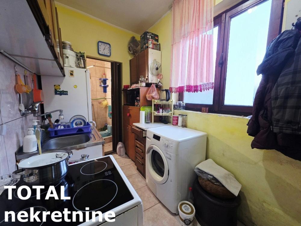 Slika 4 - Stan,PETROVARADIN,MAJUR,kv: 40.00, € 38000, ID: 1103050