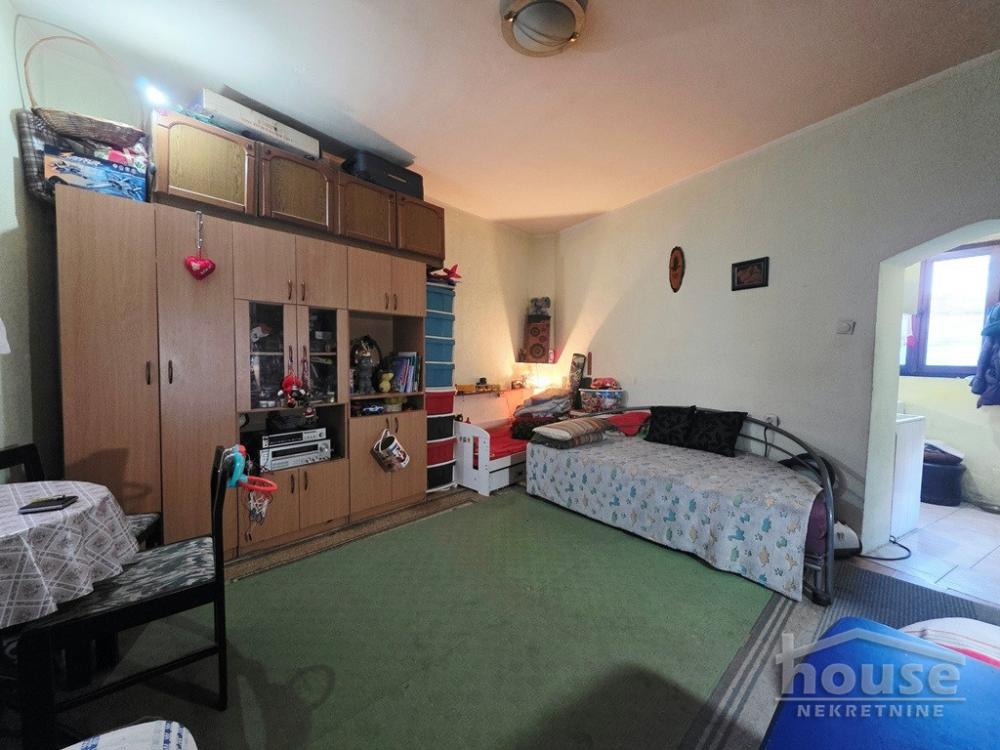 Slika 2 - Stan,PETROVARADIN,MAJUR,kv: 40.00, € 38000, ID: 1066204