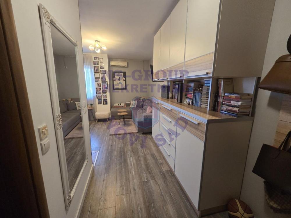 Slika 5 - Prodaja stana, 26m2, Socijalno Novi Sad, sa terasom, ima lift