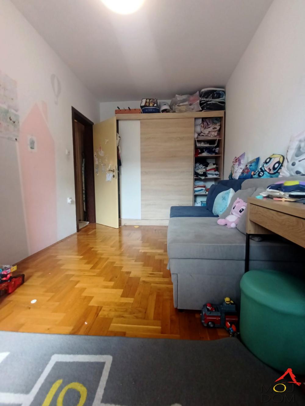 Slika 5 - Stan,NOVI SAD,TELEP,kv: 58, € 143700, ID: 1032661