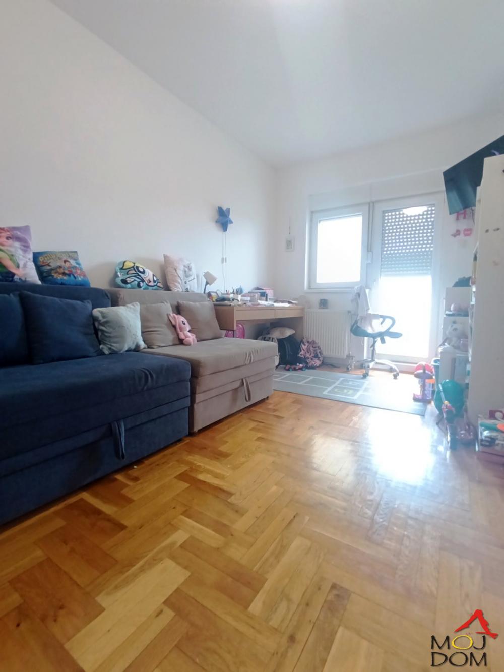 Slika 4 - Stan,NOVI SAD,TELEP,kv: 58, € 143700, ID: 1032661