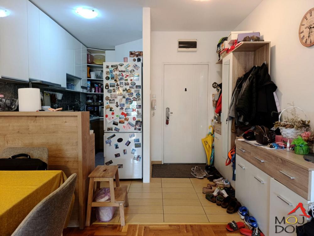 Slika 1 - Stan,NOVI SAD,TELEP,kv: 58, € 143700, ID: 1032661