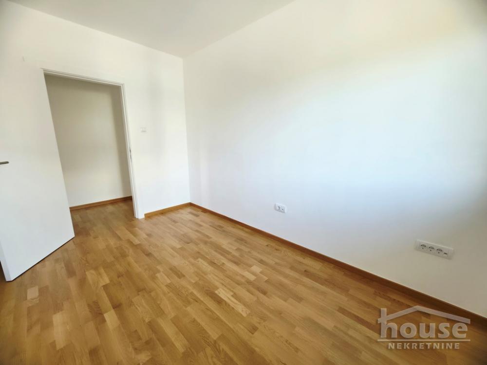 Slika 9 - Stan,NOVI SAD,TELEP,kv: 64.00, € 182400, ID: 1066203