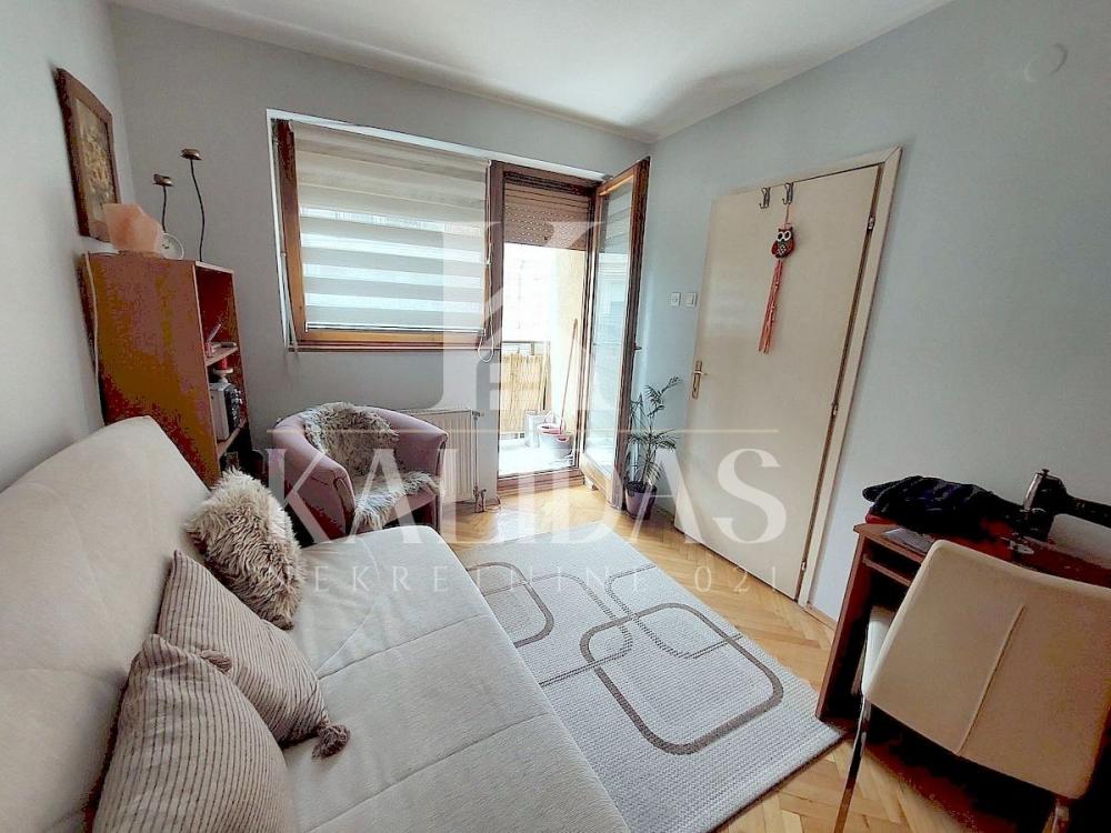Slika 9 - Stan,NOVI SAD,CENTAR,kv: 52, € 154500, ID: 1008948
