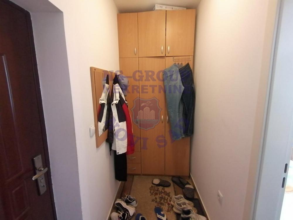 Slika 5 - Jednosoban, 27m2, Bulevar Evrope Novi Sad, ima lift