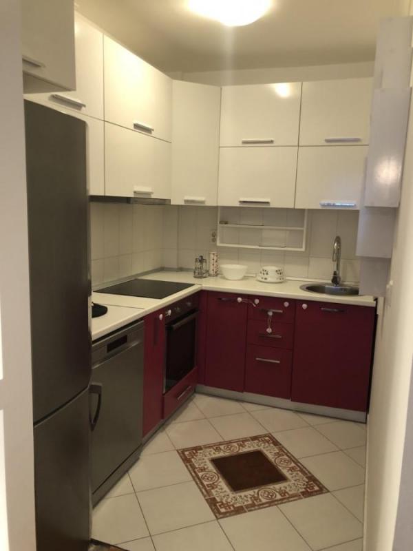 Slika 1 - Dvosoban, 51m2, Sajmište Novi Sad, sa terasom, ima lift