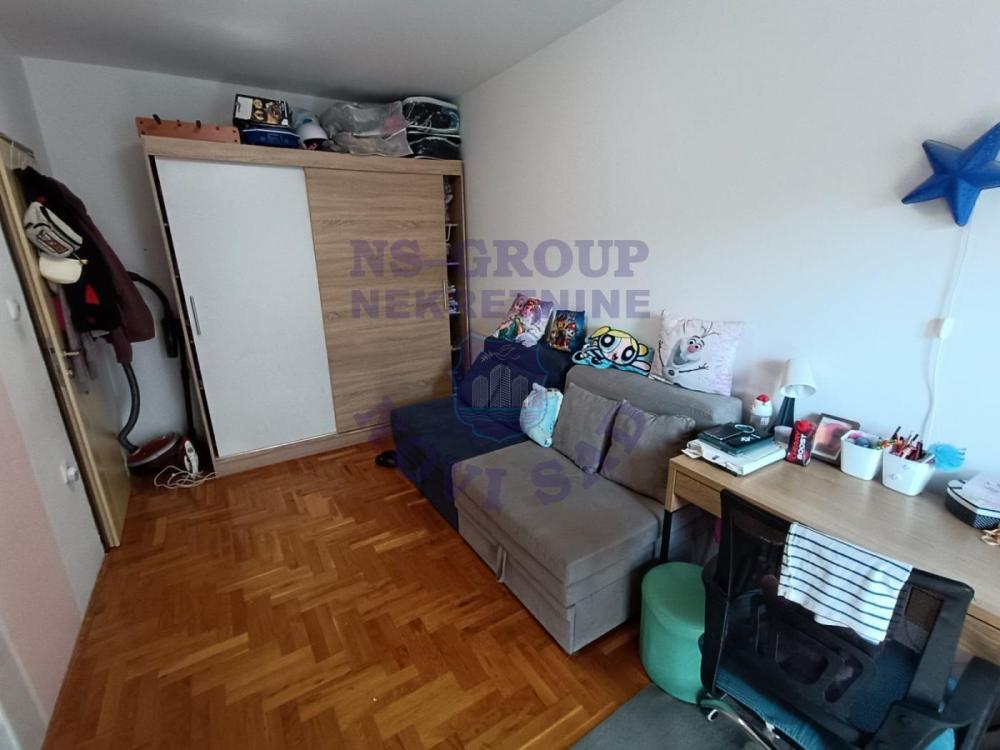 Slika 2 - Dvosoban, 58m2, Bulevar patrijarha Pavla (Somborski bulevar) Novi Sad, sa terasom, sa parkingom