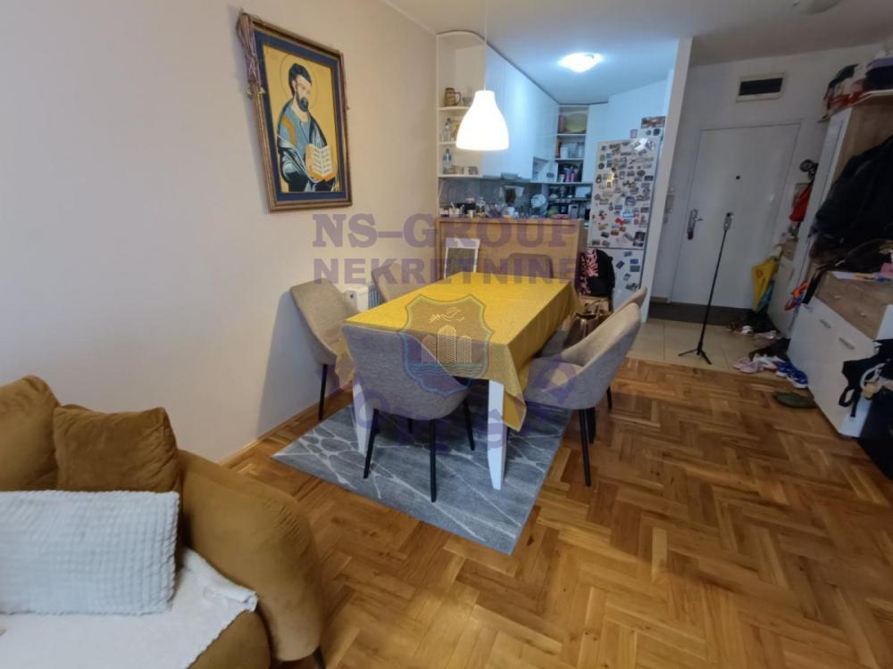 Slika 8 - Dvosoban, 58m2, Bulevar patrijarha Pavla (Somborski bulevar) Novi Sad, sa terasom, sa parkingom