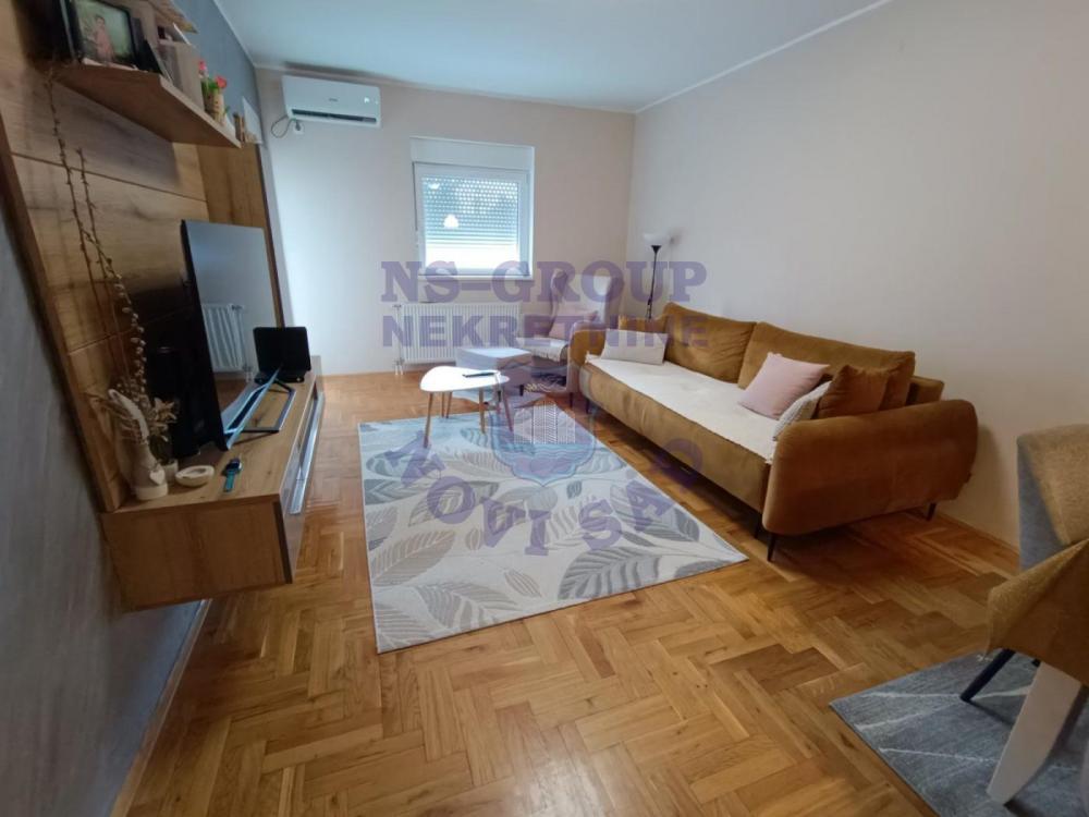 Slika 9 - Dvosoban, 58m2, Bulevar patrijarha Pavla (Somborski bulevar) Novi Sad, sa terasom, sa parkingom