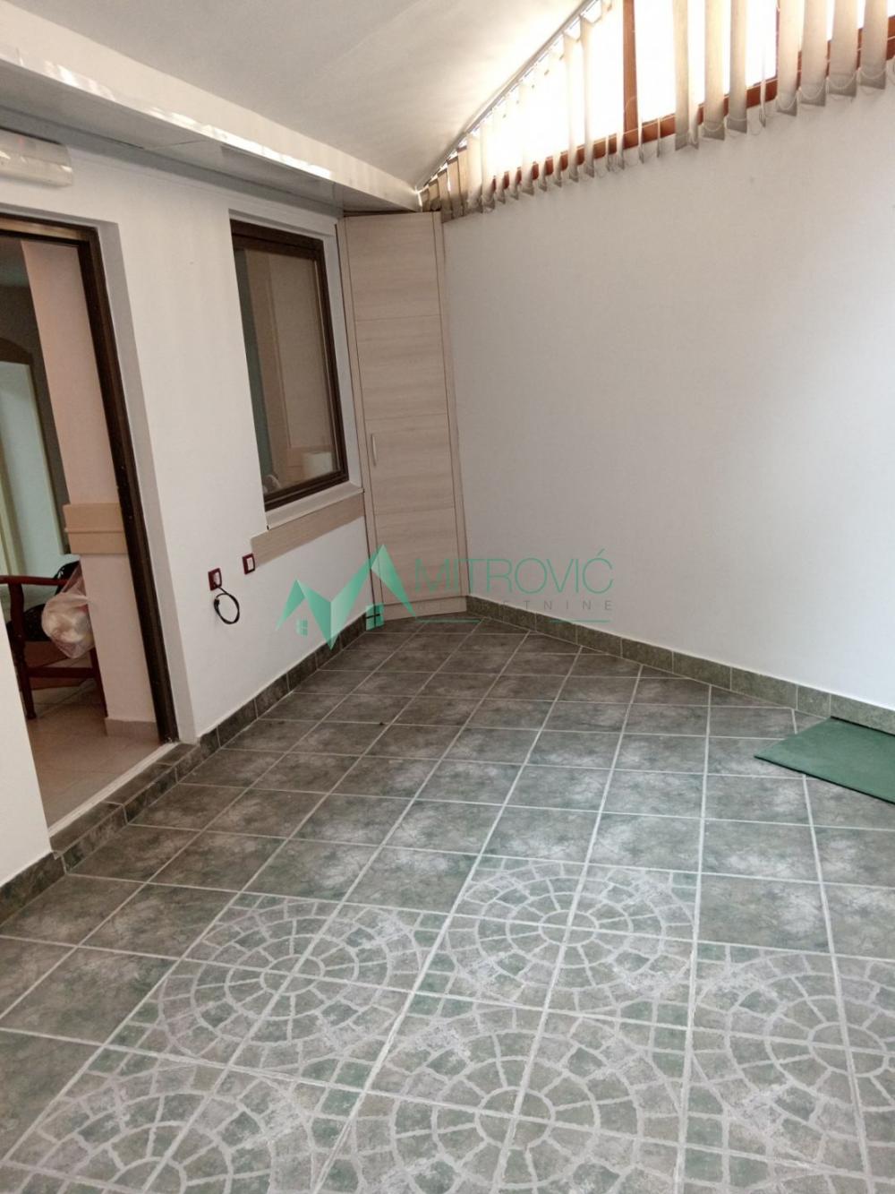 Slika 4 - Četvorosoban stan u Maksima Gorkog– 84m²- izuzetna ponuda (šifra oglasa:1004592) 