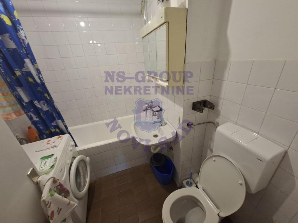 Slika 7 - Odličan dvosoban stan na Novom Naselju!