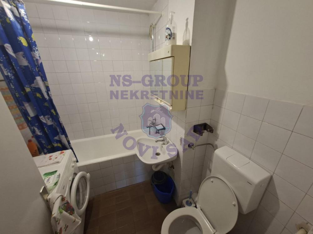 Slika 8 - Odličan dvosoban stan na Novom Naselju!