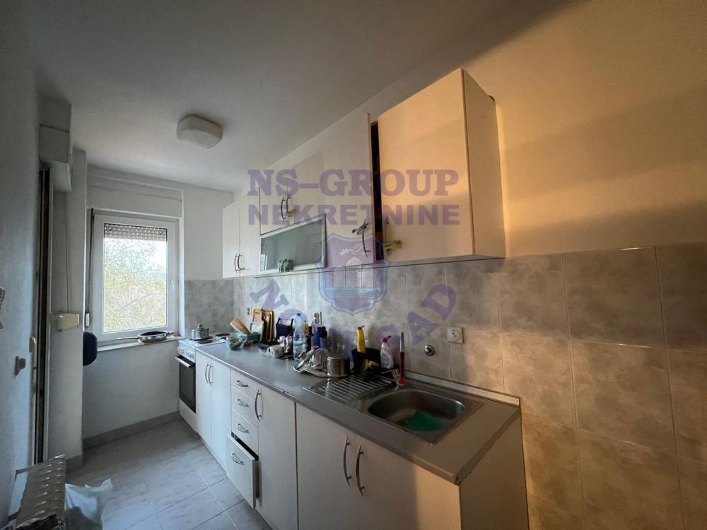 Slika 2 - Prodaja stana, 95m2, Spens Novi Sad Novi Sad, sa terasom, ima lift