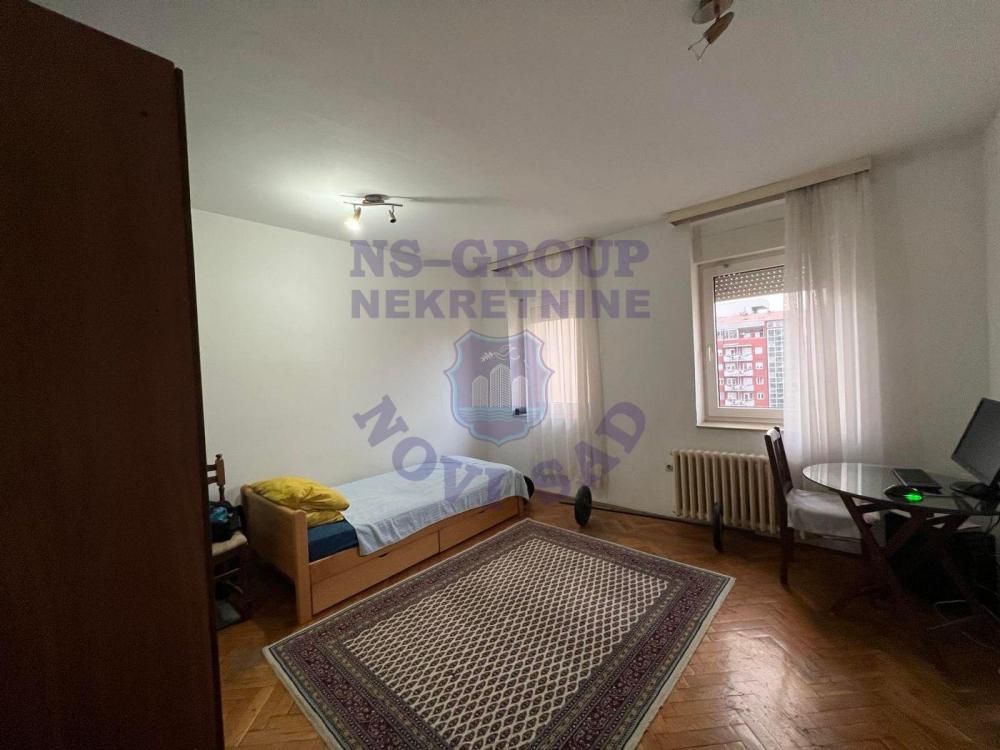 Slika 5 - Prodaja stana, 95m2, Spens Novi Sad Novi Sad, sa terasom, ima lift