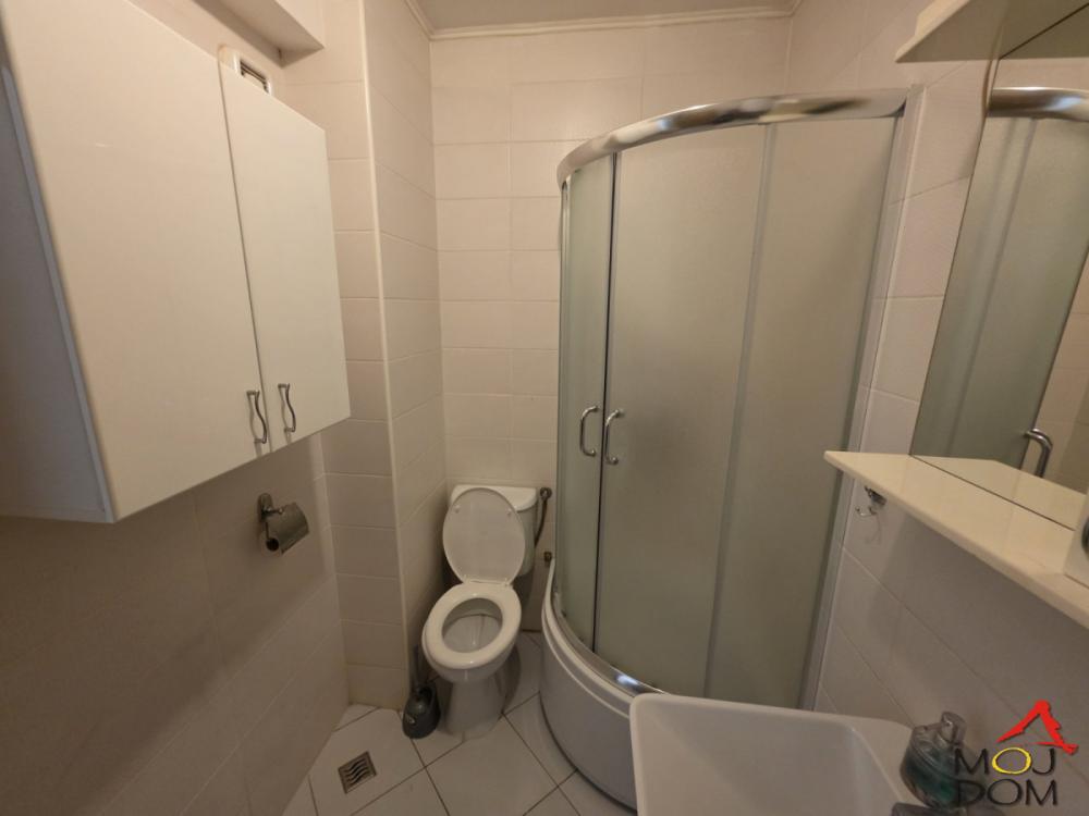 Slika 8 - Stan,NOVI SAD,SOMBORSKI BULEVAR,kv: 32, € 111755, ID: 1032680