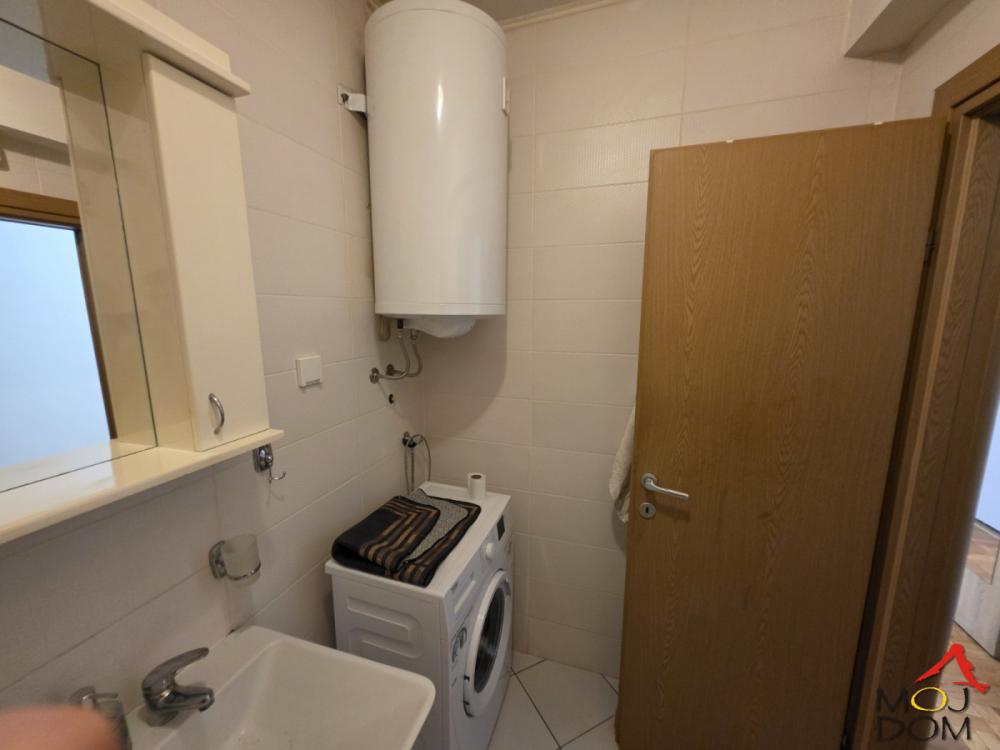 Slika 7 - Stan,NOVI SAD,SOMBORSKI BULEVAR,kv: 32, € 111755, ID: 1032680