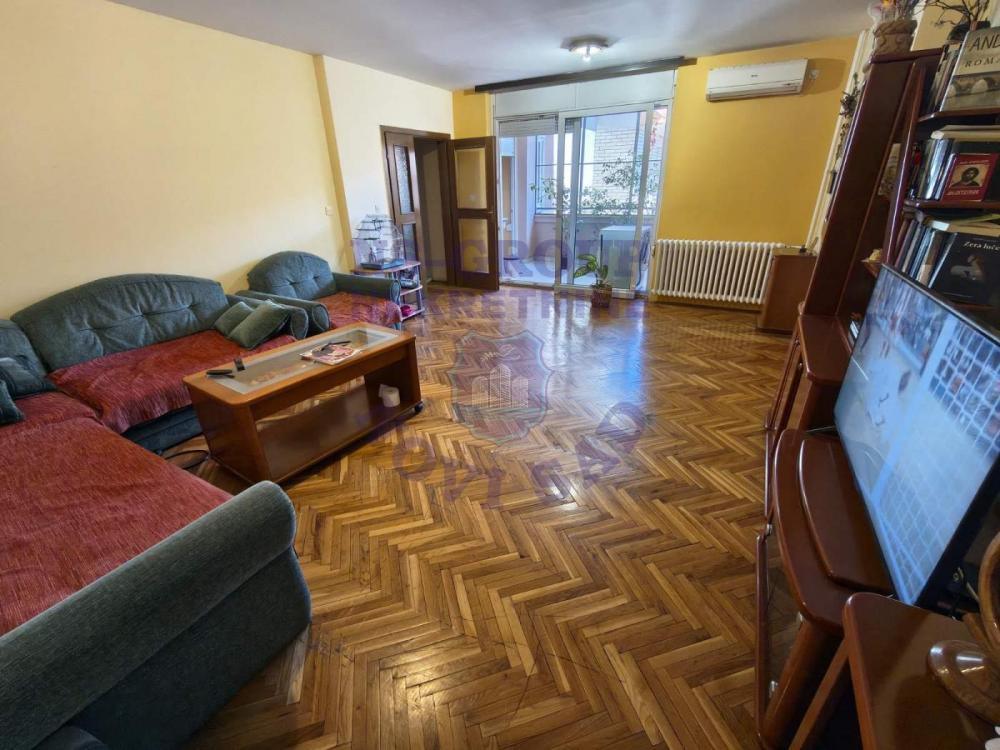 Slika 9 - Na prodaju stan na novoj detelinari 