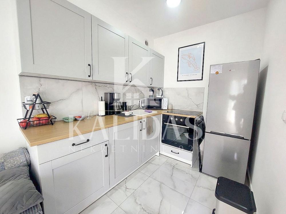 Slika 3 - Stan,NOVI SAD,AVIJACIJA,kv: 32, € 113300, ID: 1008954