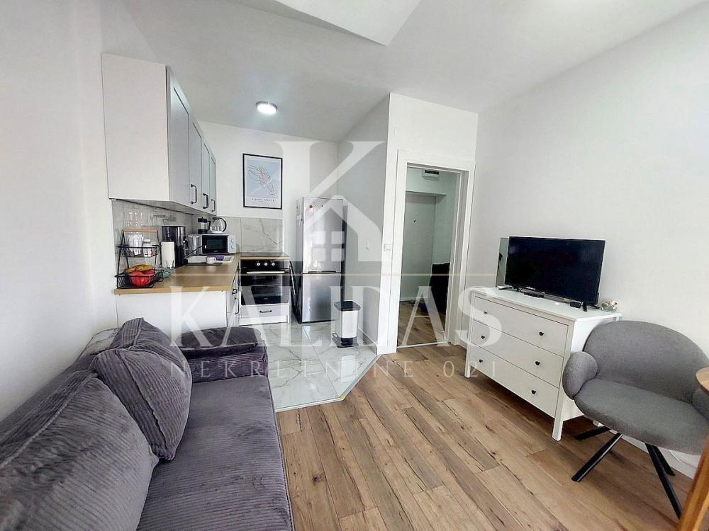 Slika 2 - Stan,NOVI SAD,AVIJACIJA,kv: 32, € 113300, ID: 1008954