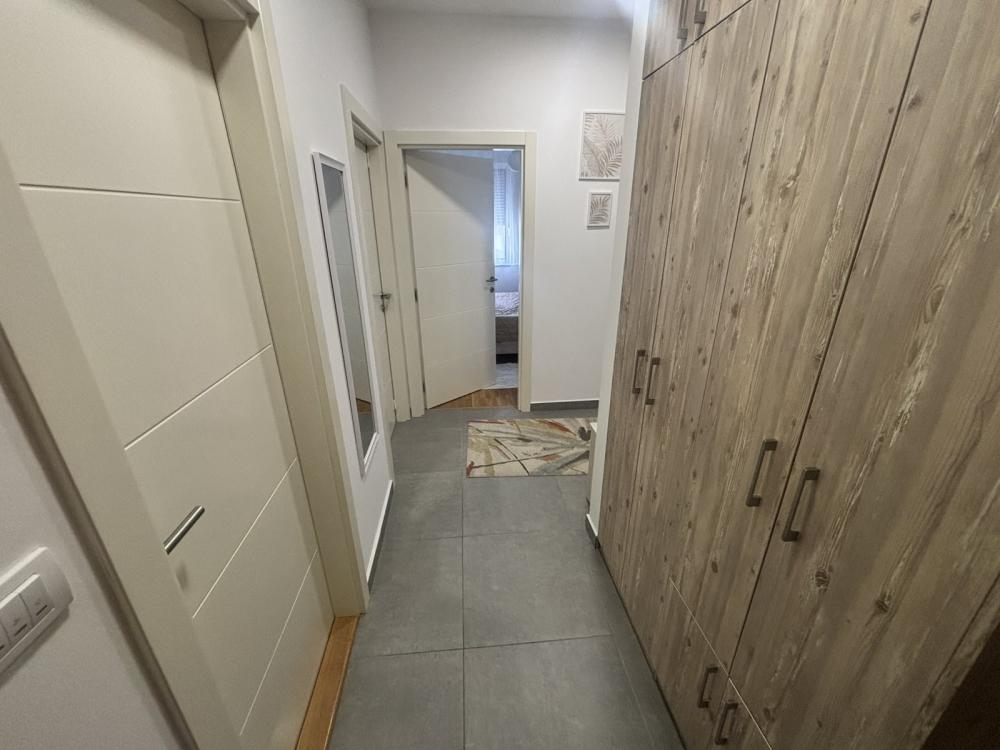Slika 7 - Odličan dvoiposoban stan u novogradnji - Cara Dušana