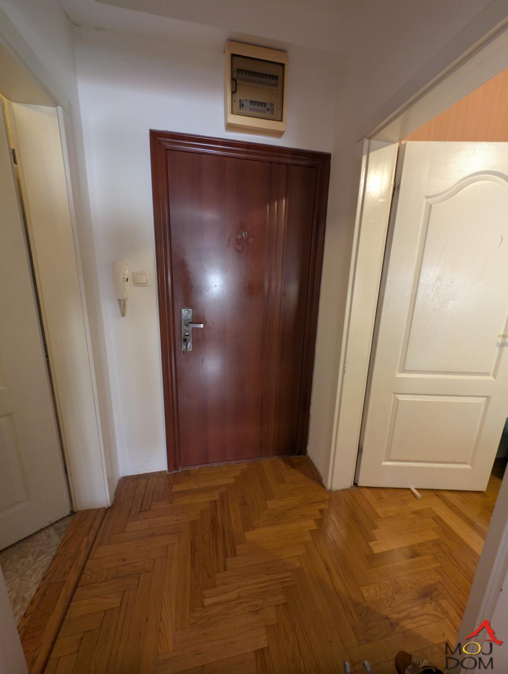 Slika 11 - Stan,NOVI SAD,CENTAR,kv: 36, € 129780, ID: 1032670