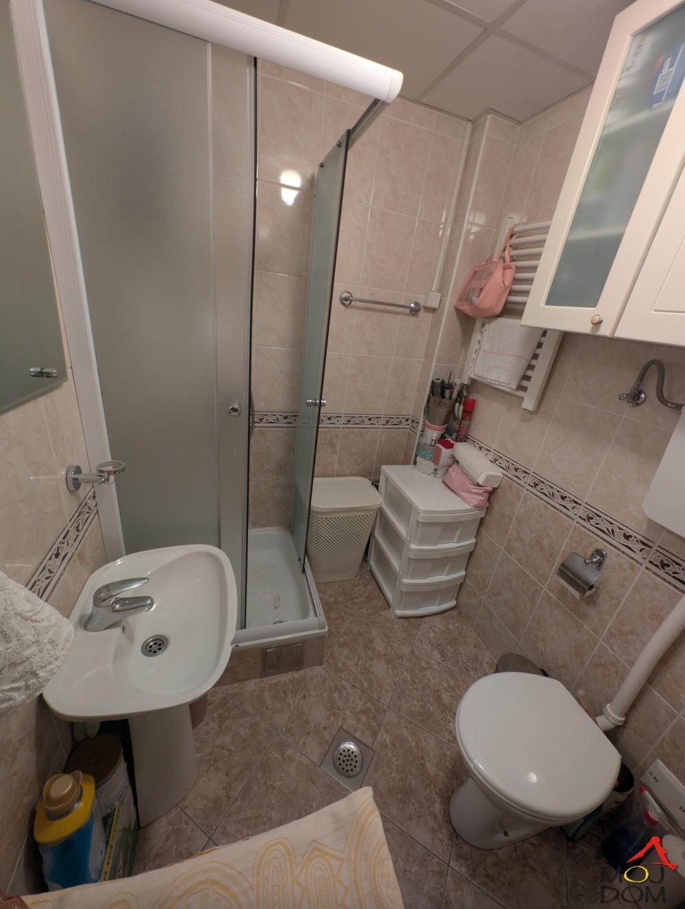 Slika 10 - Stan,NOVI SAD,CENTAR,kv: 36, € 129780, ID: 1032670