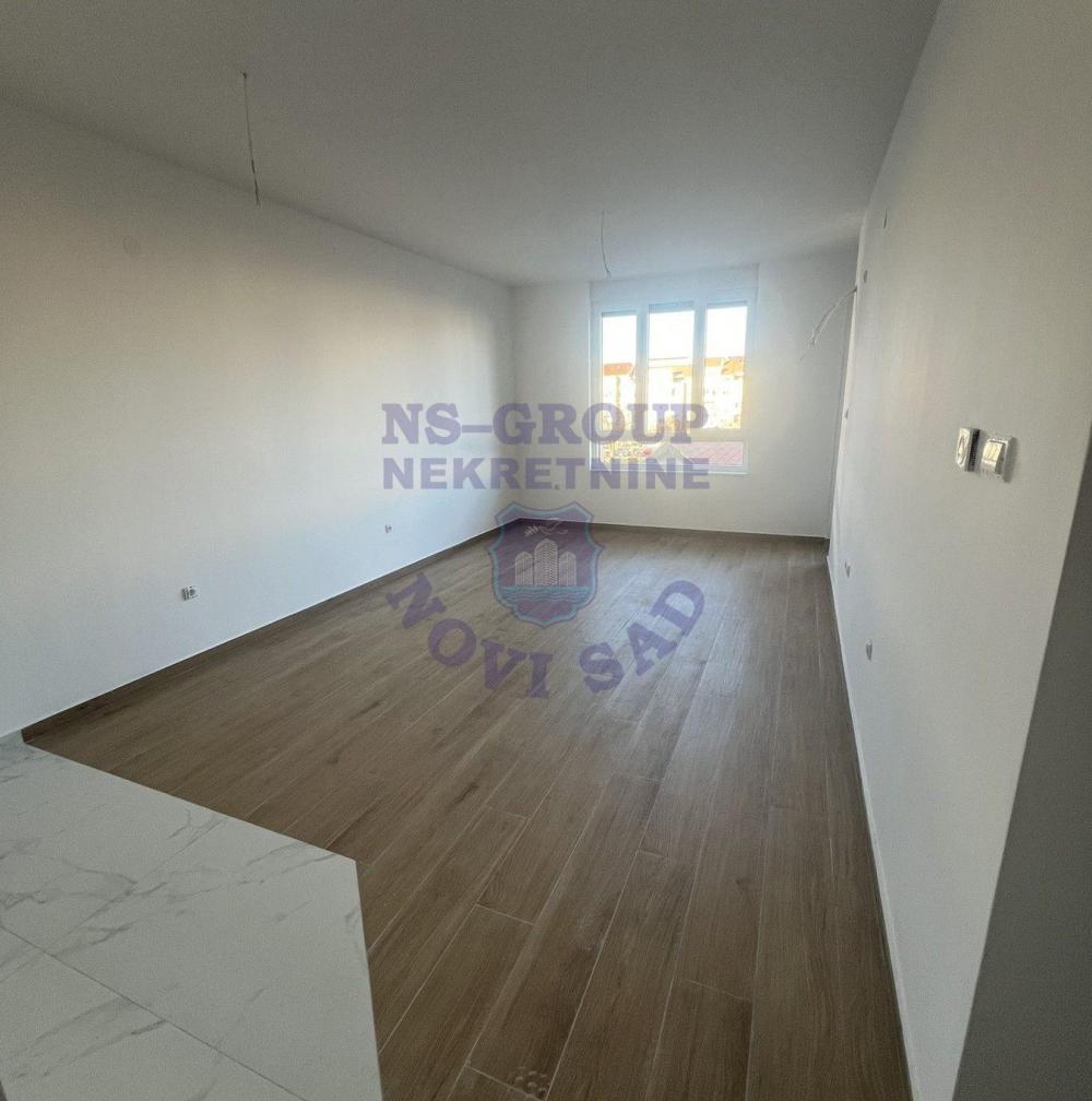 Slika 6 - Trosoban, 65m2, Telep Novi Sad, sa terasom, ima lift