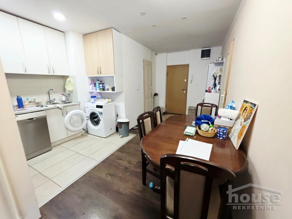 Slika 4 - Stan,NOVI SAD,LIMAN 3,kv: 55.00, € 124900, ID: 1066210