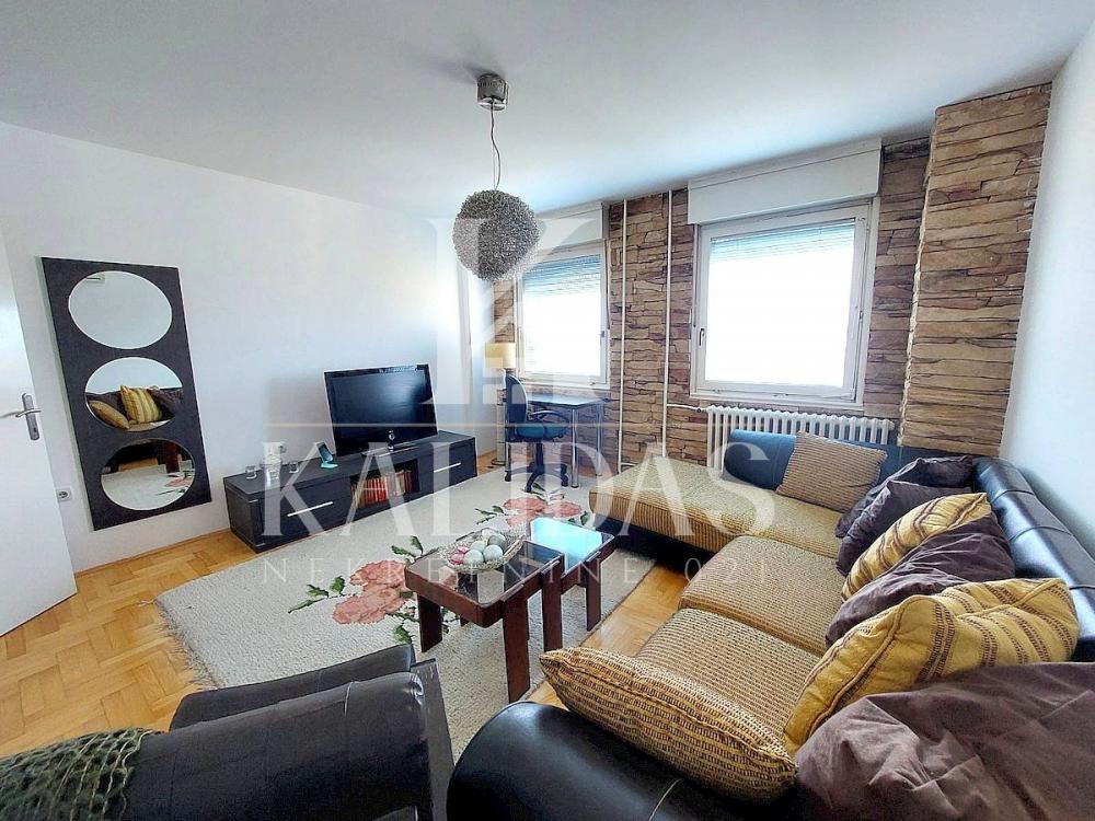 Slika 8 - Stan,NOVI SAD,BULEVAR,kv: 51, € 152440, ID: 1008956