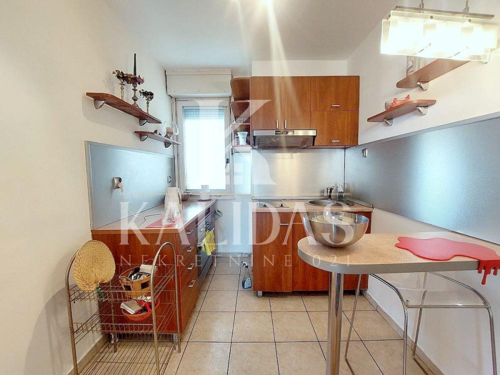 Slika 5 - Stan,NOVI SAD,BULEVAR,kv: 51, € 152440, ID: 1008956