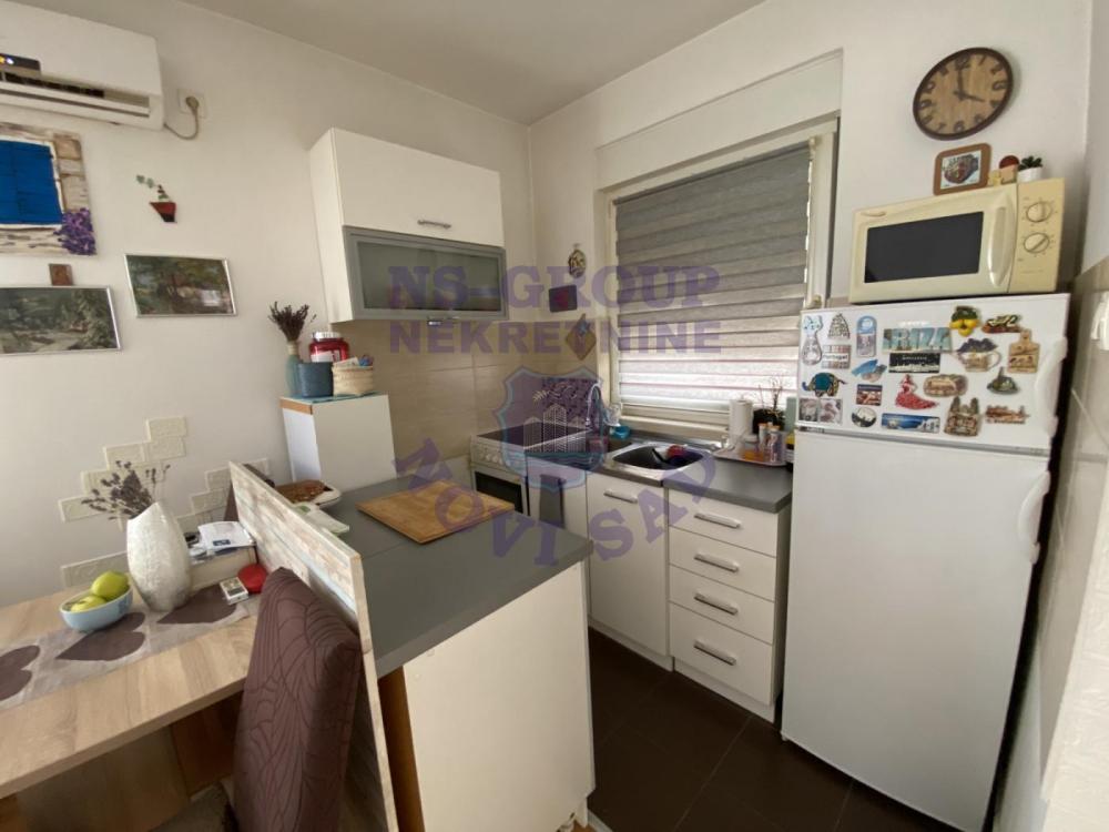 Slika 4 - Dvoiposoban, 44m2, Telep Novi Sad