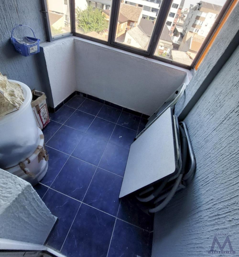 Slika 7 - Stan,NOVI SAD,TELEP,kv: 33, € 102000, ID: 1019438