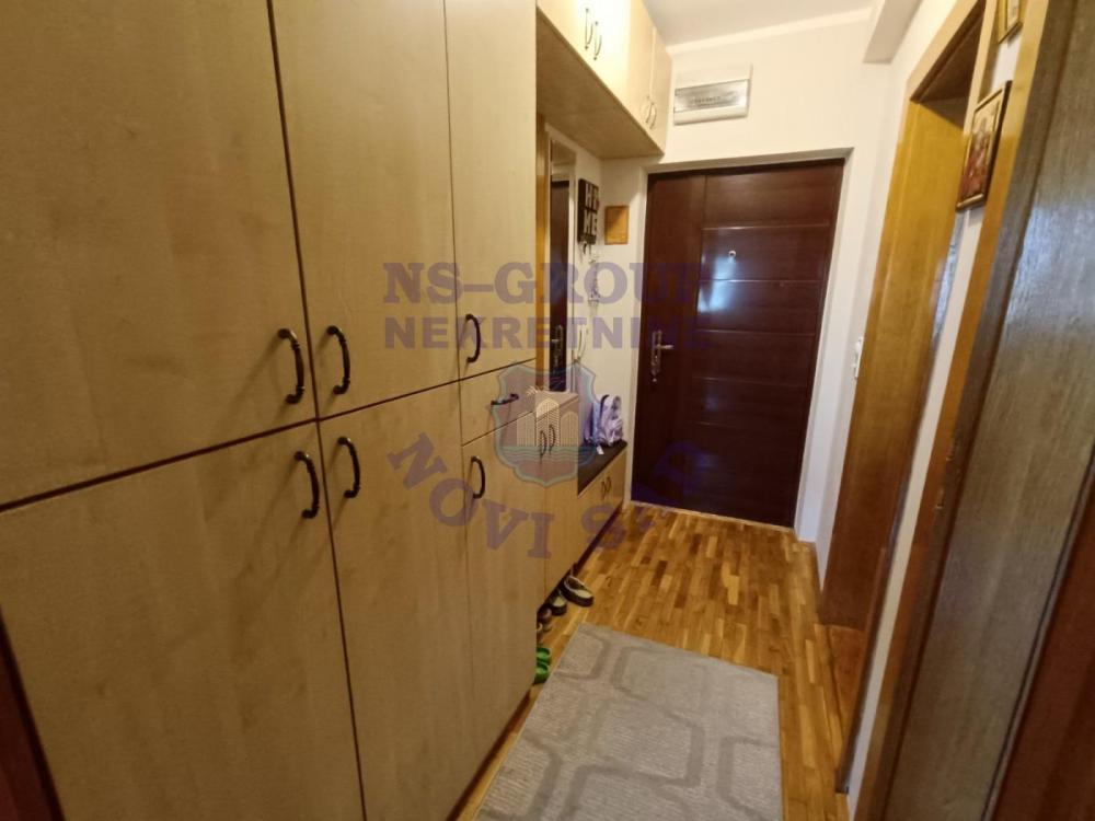 Slika 0 - Dvosoban, 38m2, Sajmište Novi Sad, sa terasom, ima lift