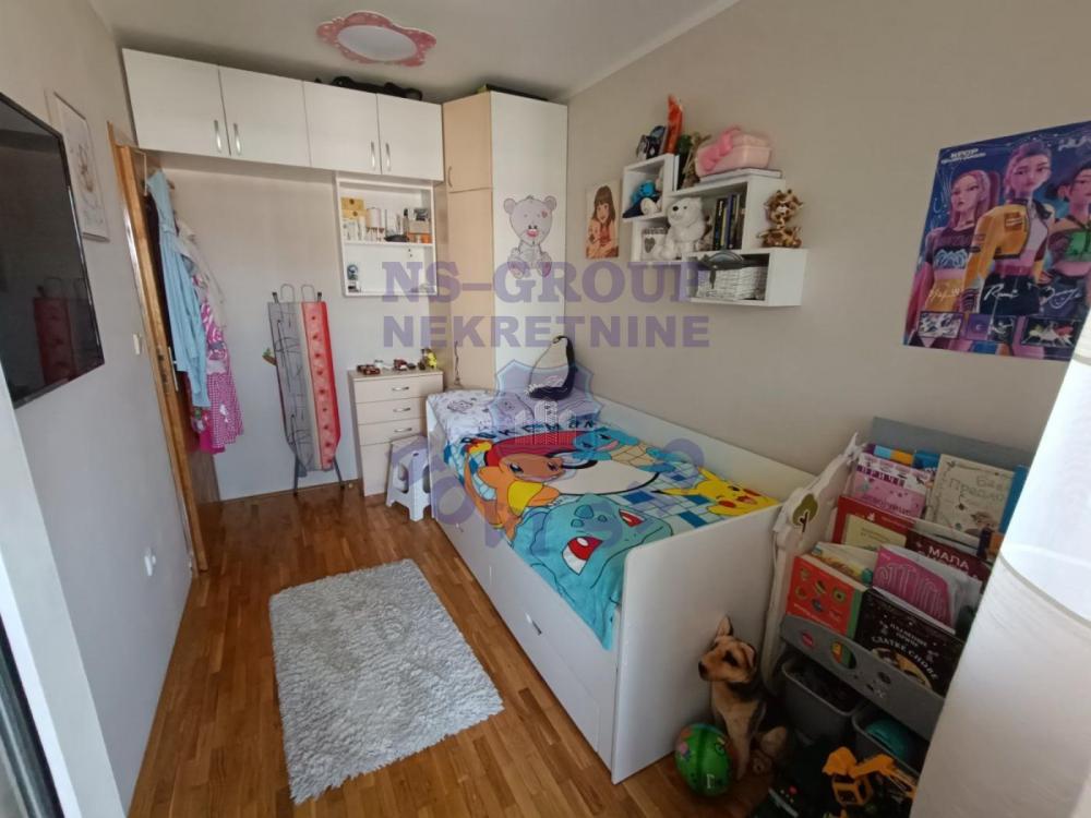 Slika 1 - Dvosoban, 38m2, Sajmište Novi Sad, sa terasom, ima lift
