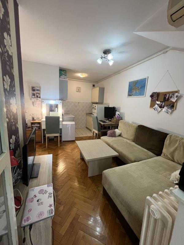 Slika 2 - Stan,NOVI SAD,BULEVAR,kv: 34.00, € 90000, ID: 1059699