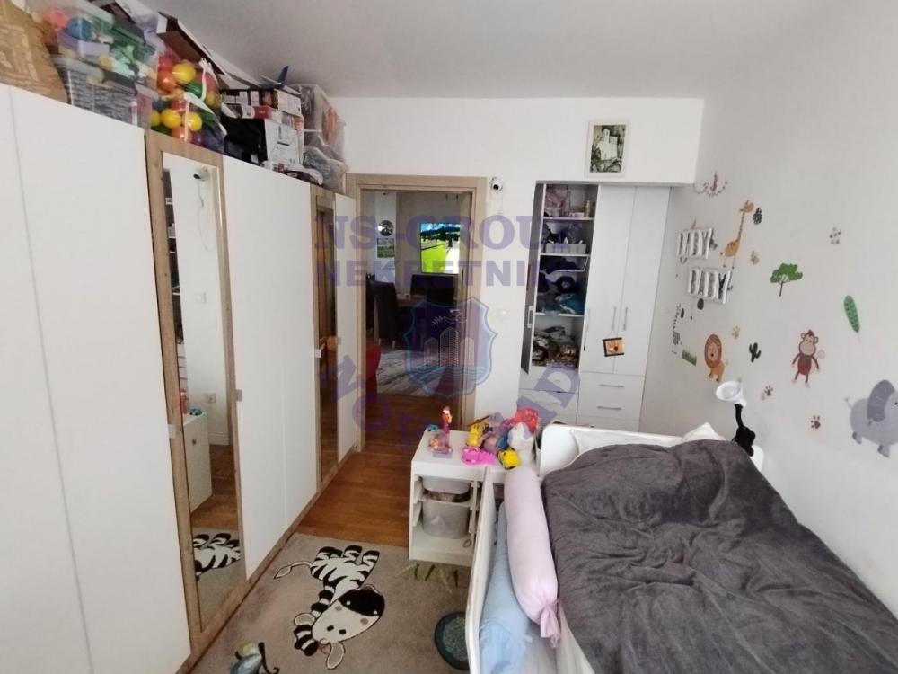 Slika 5 - Namesten Useljiv Trosoban stan 577038