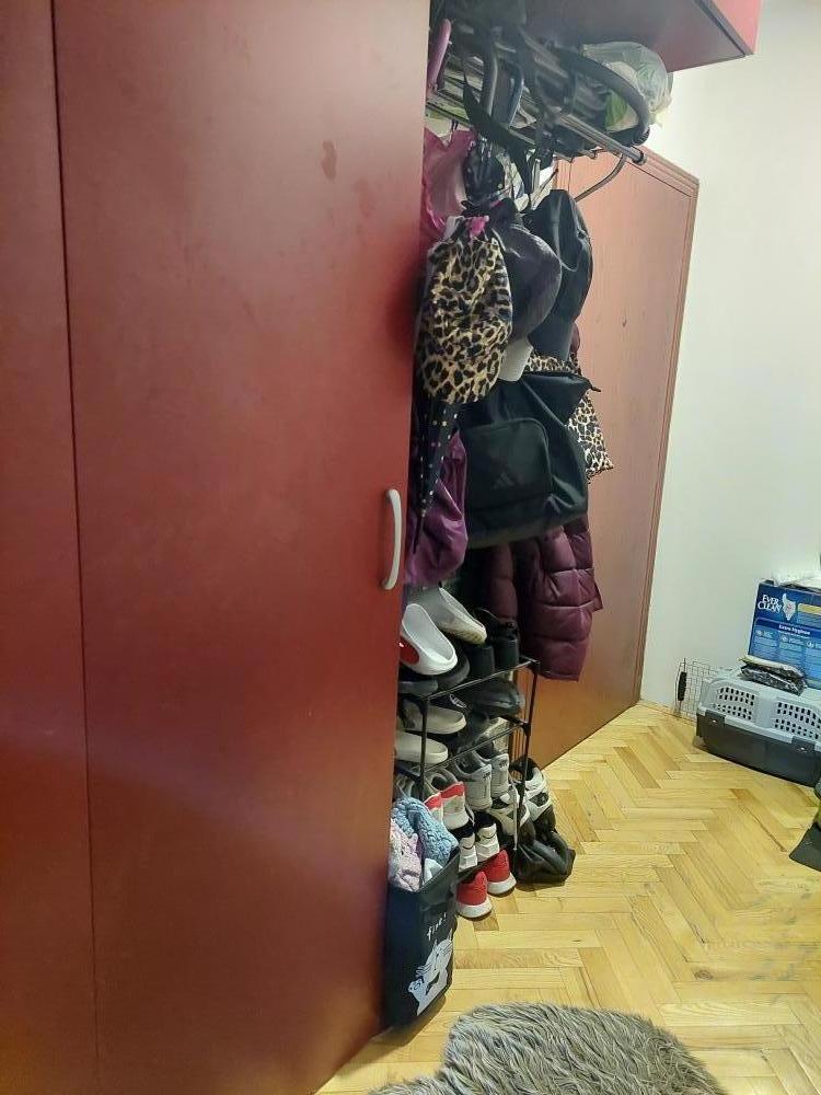 Slika 3 - Dvosoban stan na prodaju.