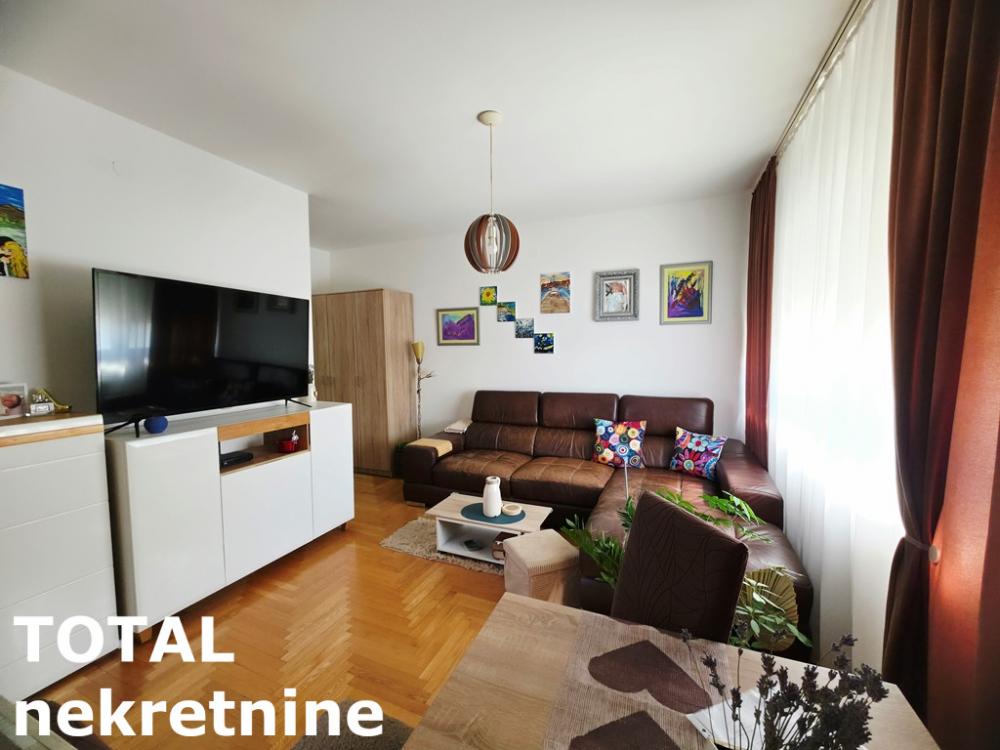 Slika 1 - Stan,NOVI SAD,TELEP,kv: 44.00, € 128000, ID: 1103062