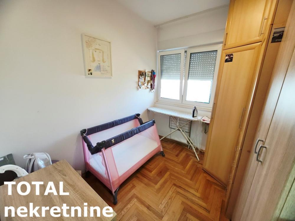 Slika 5 - Stan,NOVI SAD,TELEP,kv: 44.00, € 128000, ID: 1103062