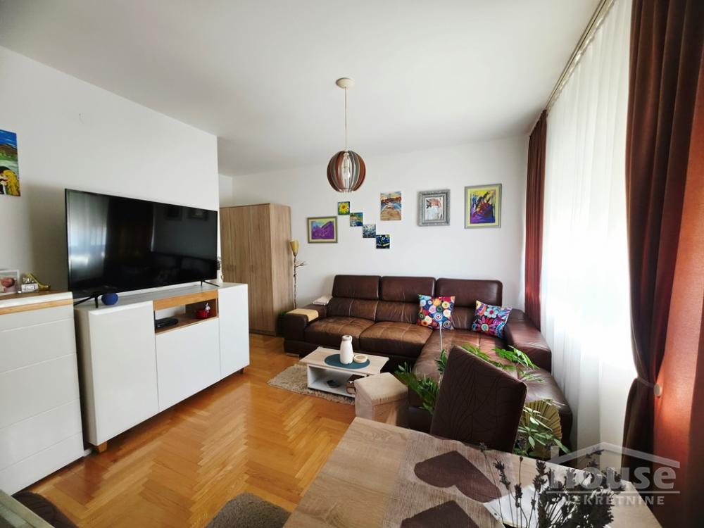 Slika 1 - Stan,NOVI SAD,TELEP,kv: 44.00, € 128000, ID: 1066216